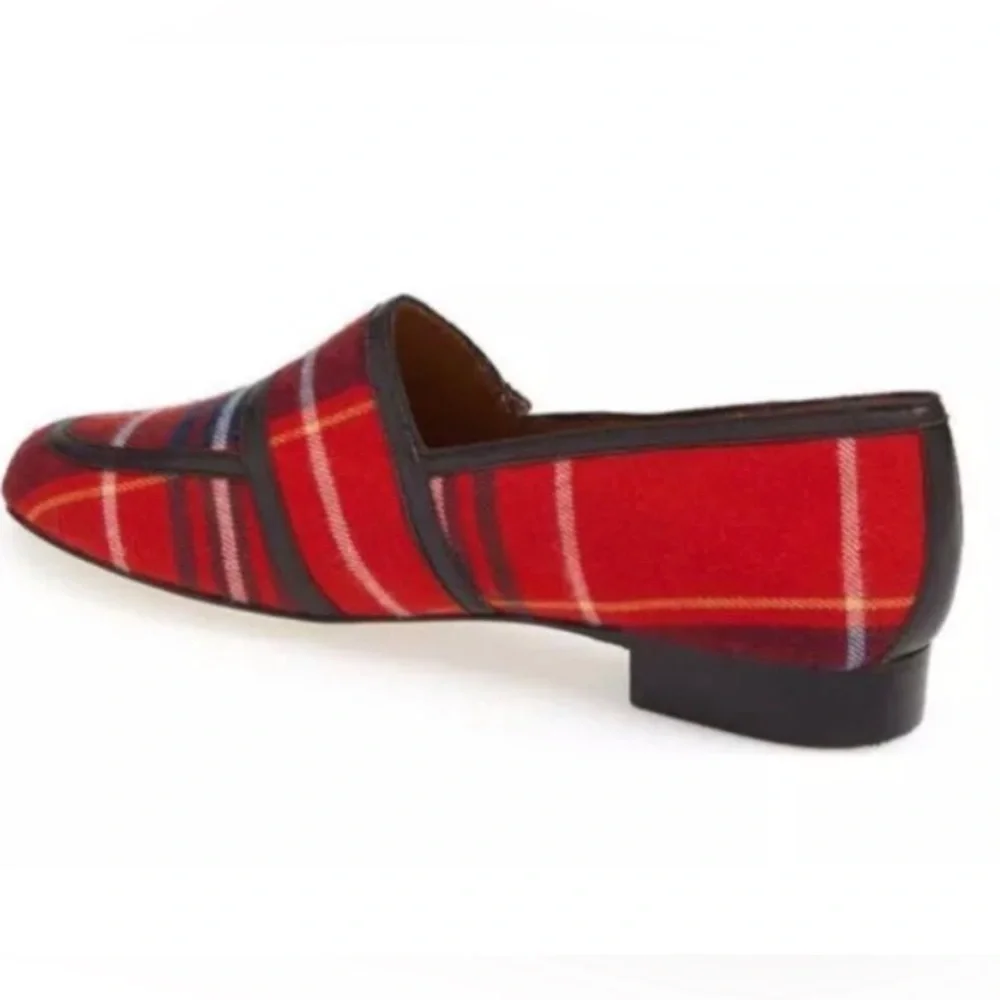 Bettye Muller Tartan Plaid Red & Navy Loafers‎ 5.5